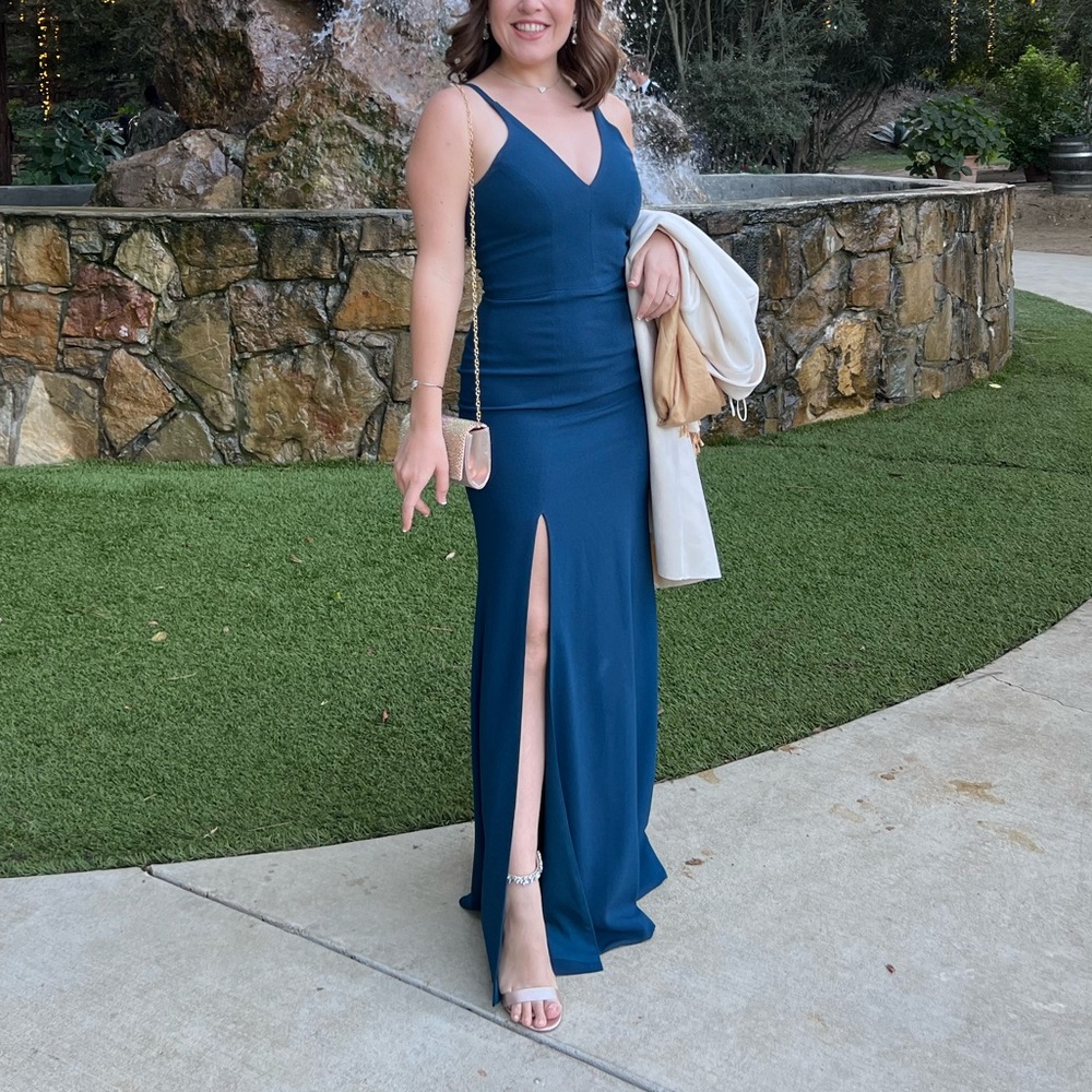 Dress the population iris crepe gown in pine - Picture 4 of 7